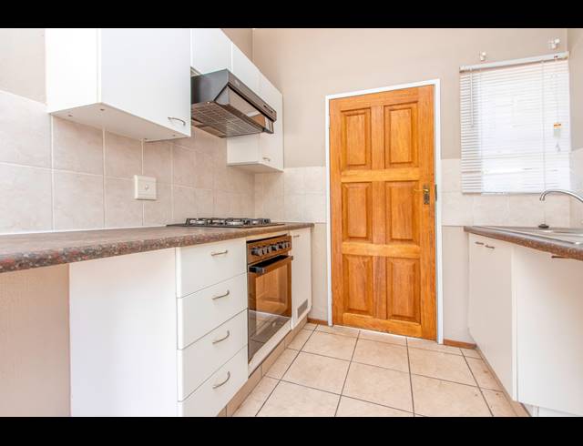 2 BEDROOM APARTMENT RENTED IN BLACKHEATH